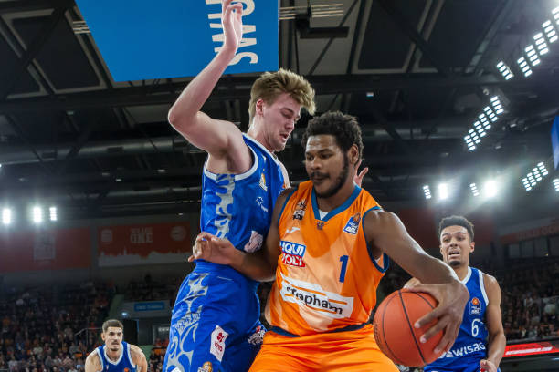 我可以帮你 我可以帮你