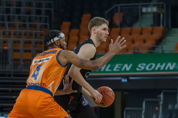 吉在英超的 吉在英超的