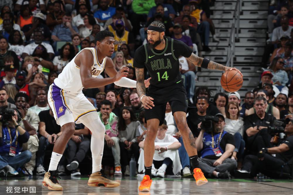 赛中脱颖而 赛中脱颖而