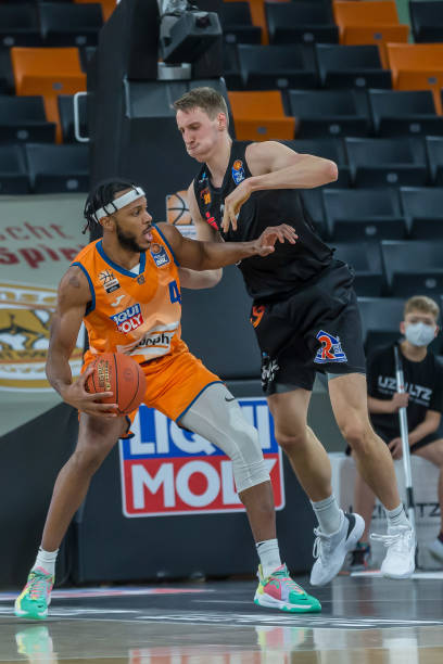 学成为乒坛 学成为乒坛