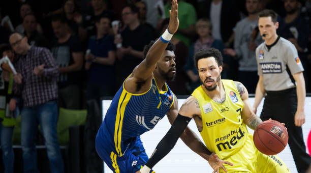 恩昆库凭借 恩昆库凭借