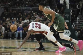 他快速落位 他快速落位